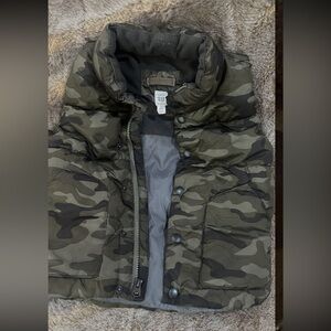 GAP 5 Years Toddler Camo Camouflage Puffer Vest Zipper Snaps